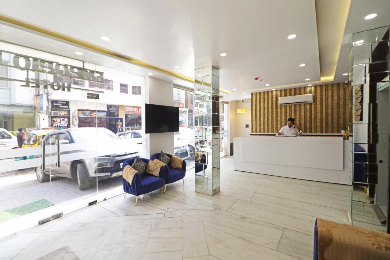 Hotel Emporio Dx - New Delhi Railway Station - Paharganj エクステリア 写真